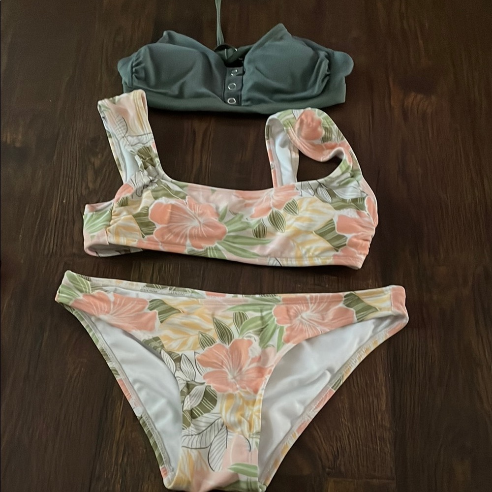 Floral Bikini swim  Set with bonus Green Top. Small tops/medium bottoms
